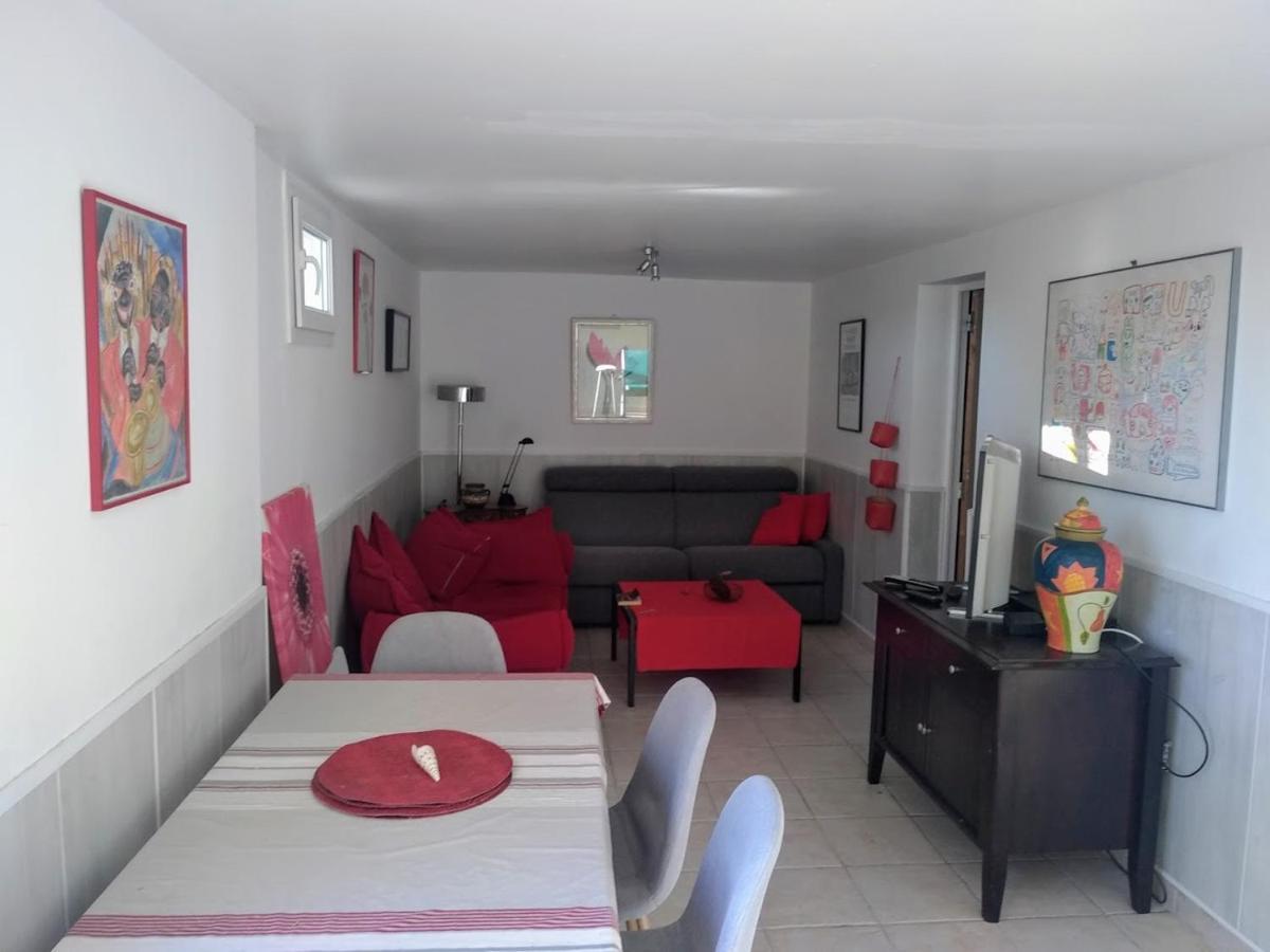 Апартаменти La Madrague- 2P Avec Piscine Privative Сен-Сір-сюр-Мер Екстер'єр фото