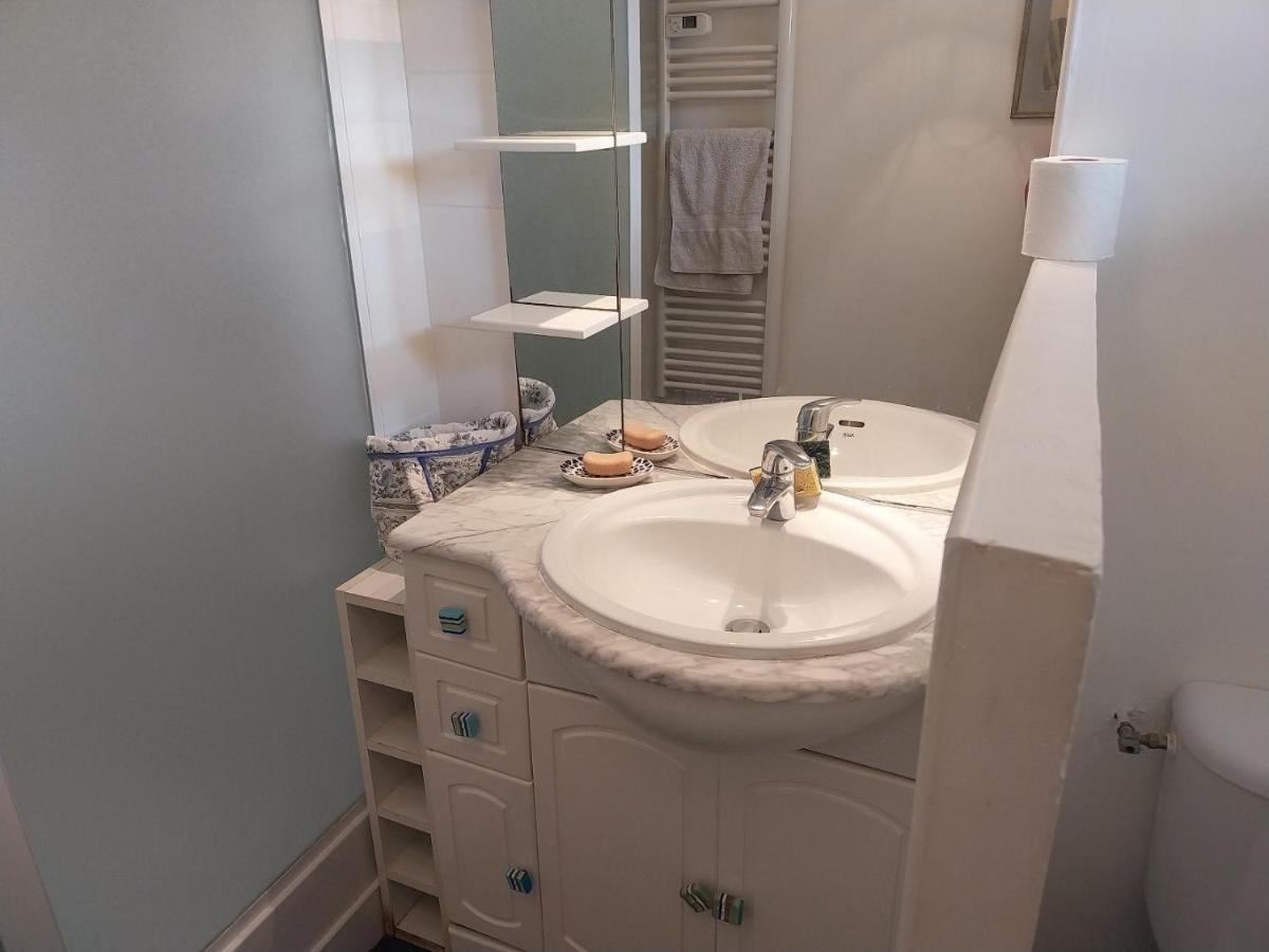 Апартаменти La Madrague- 2P Avec Piscine Privative Сен-Сір-сюр-Мер Екстер'єр фото